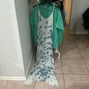 Raviva dress size small